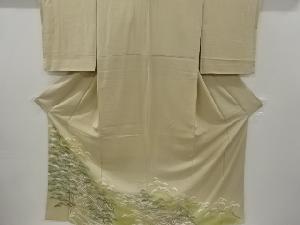 リサイクル　金彩松原に荒波模様刺繍一つ紋色留袖(重ね衿付き)